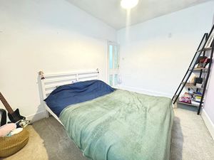 SYDNEY STREET- click for photo gallery